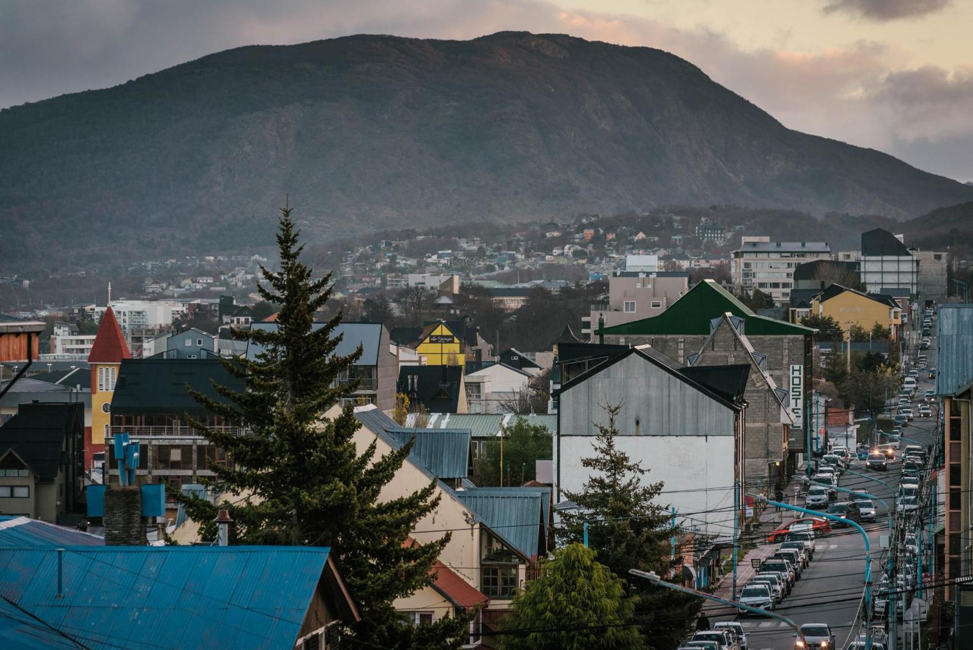 Gente Del Sur - Urbano Centro Apartman Ushuaia Kültér fotó